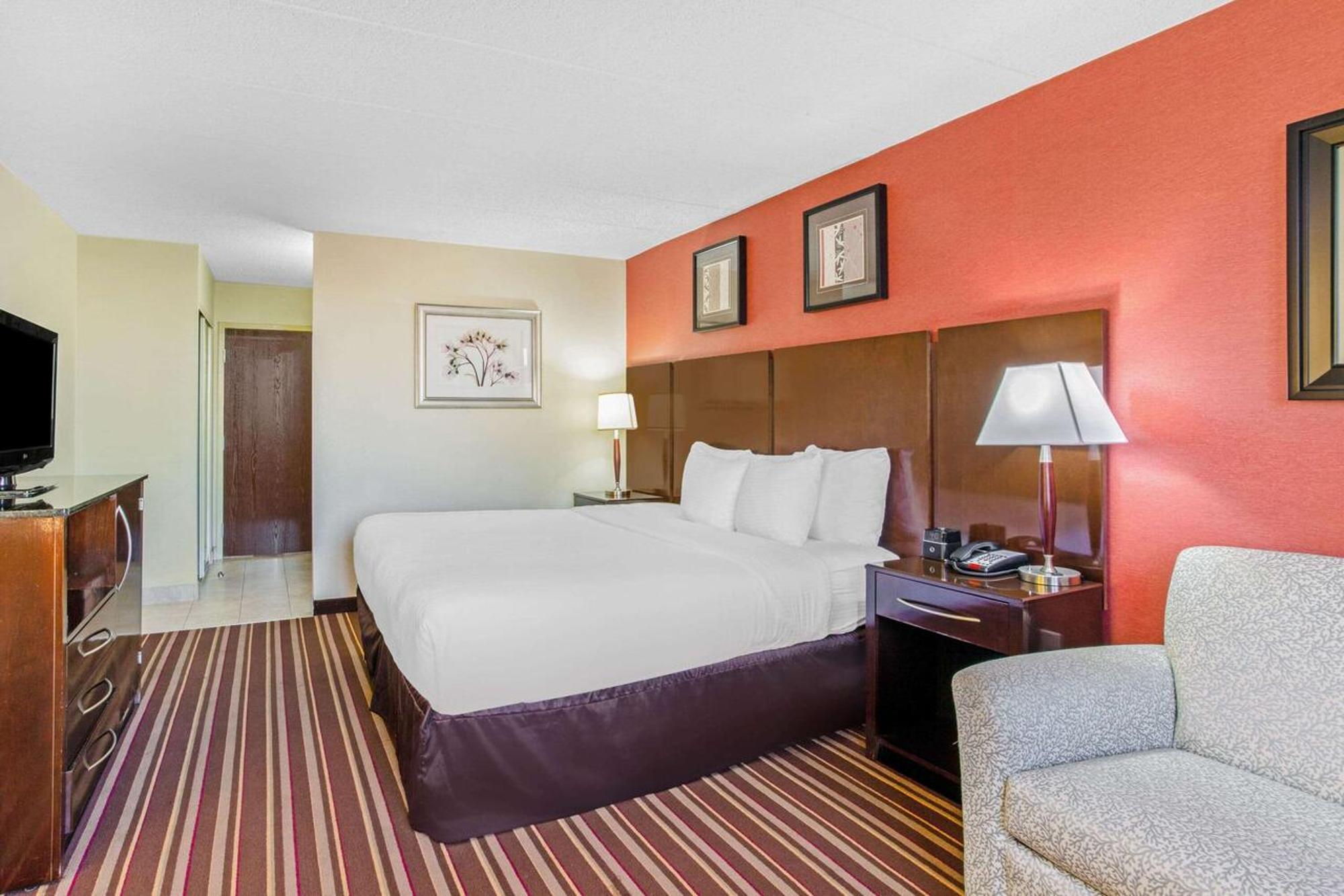 La Quinta By Wyndham Salisbury Hotel Room photo